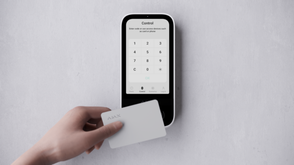 Ajax KeyPad Touchscreen išmani klaviatūra - Image 3